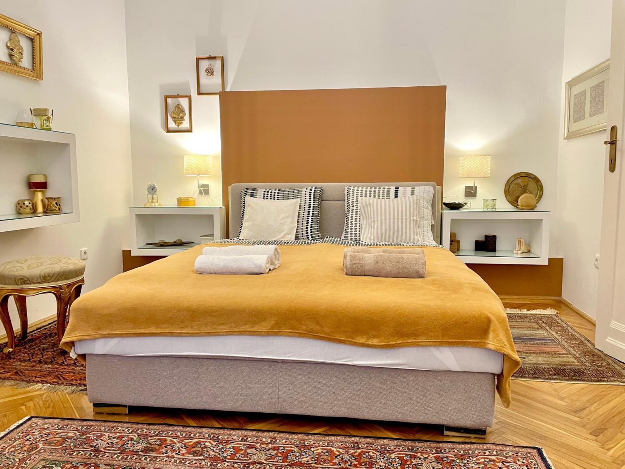 Gold Pearl Apartment 2 Rooms At St Stephen' S Basilica Budapest Esterno foto